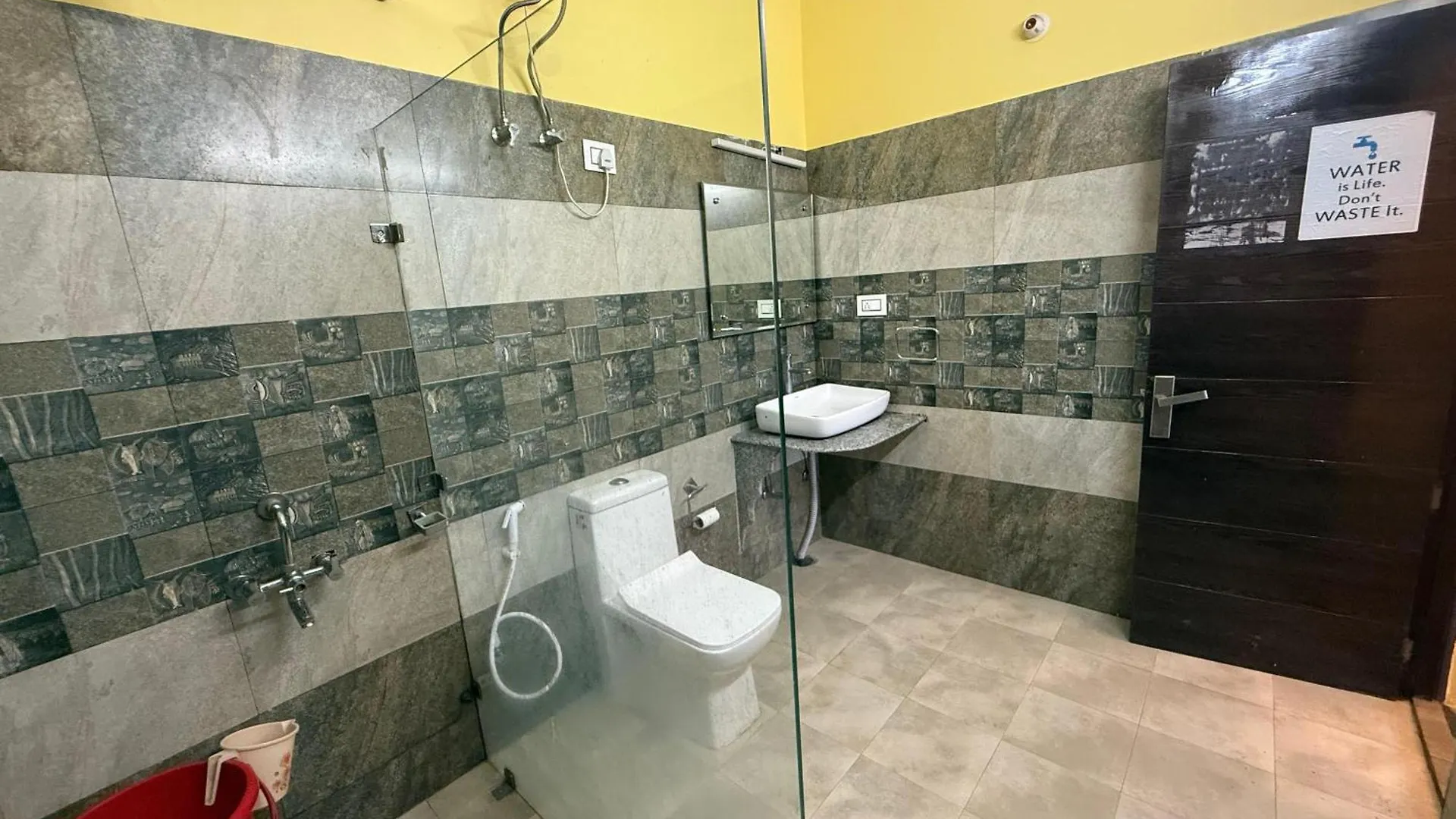 Valley Home Inn Shimla Bed & Breakfast