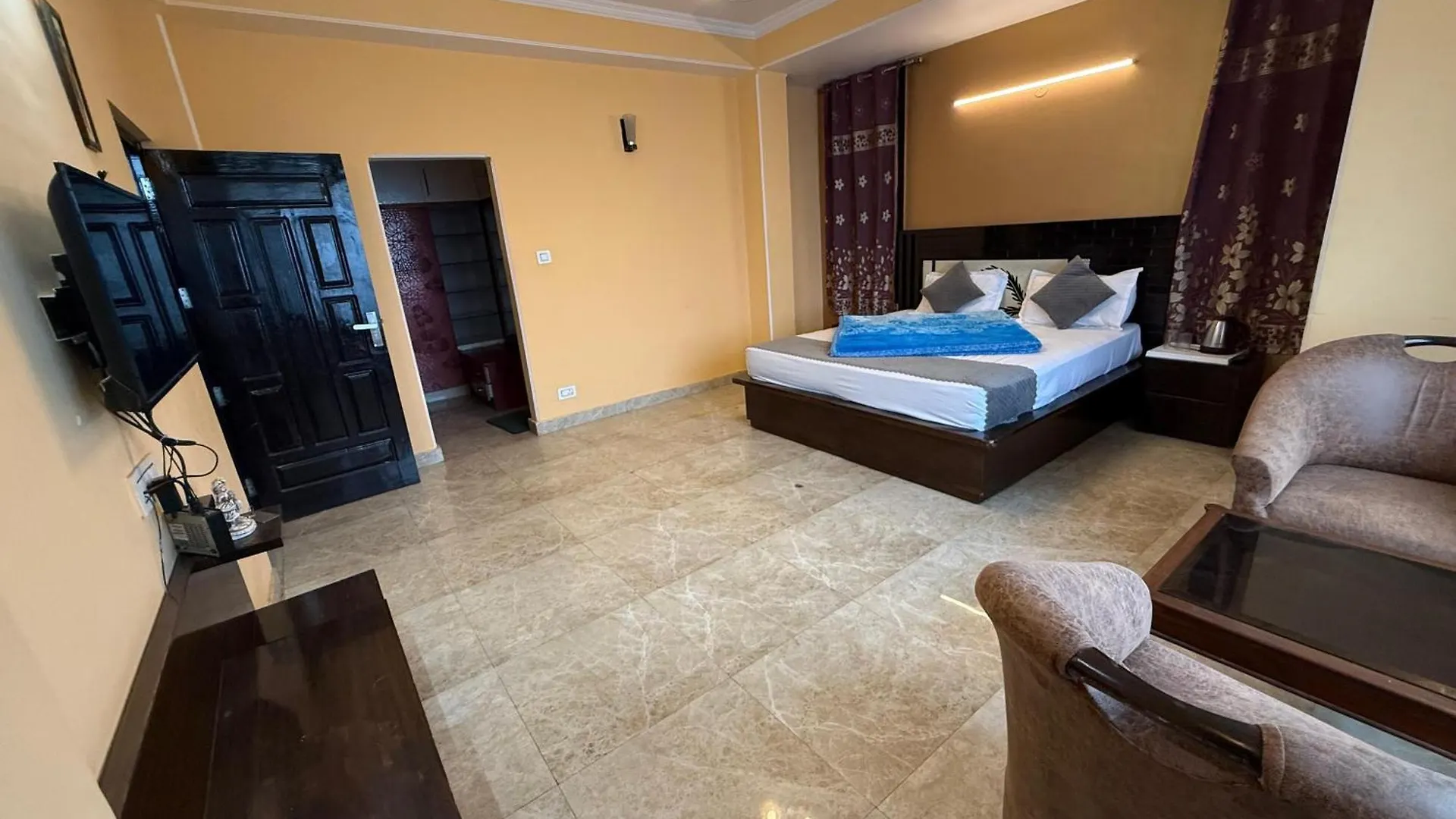 Bed & Breakfast Valley Home Inn Shimla India
