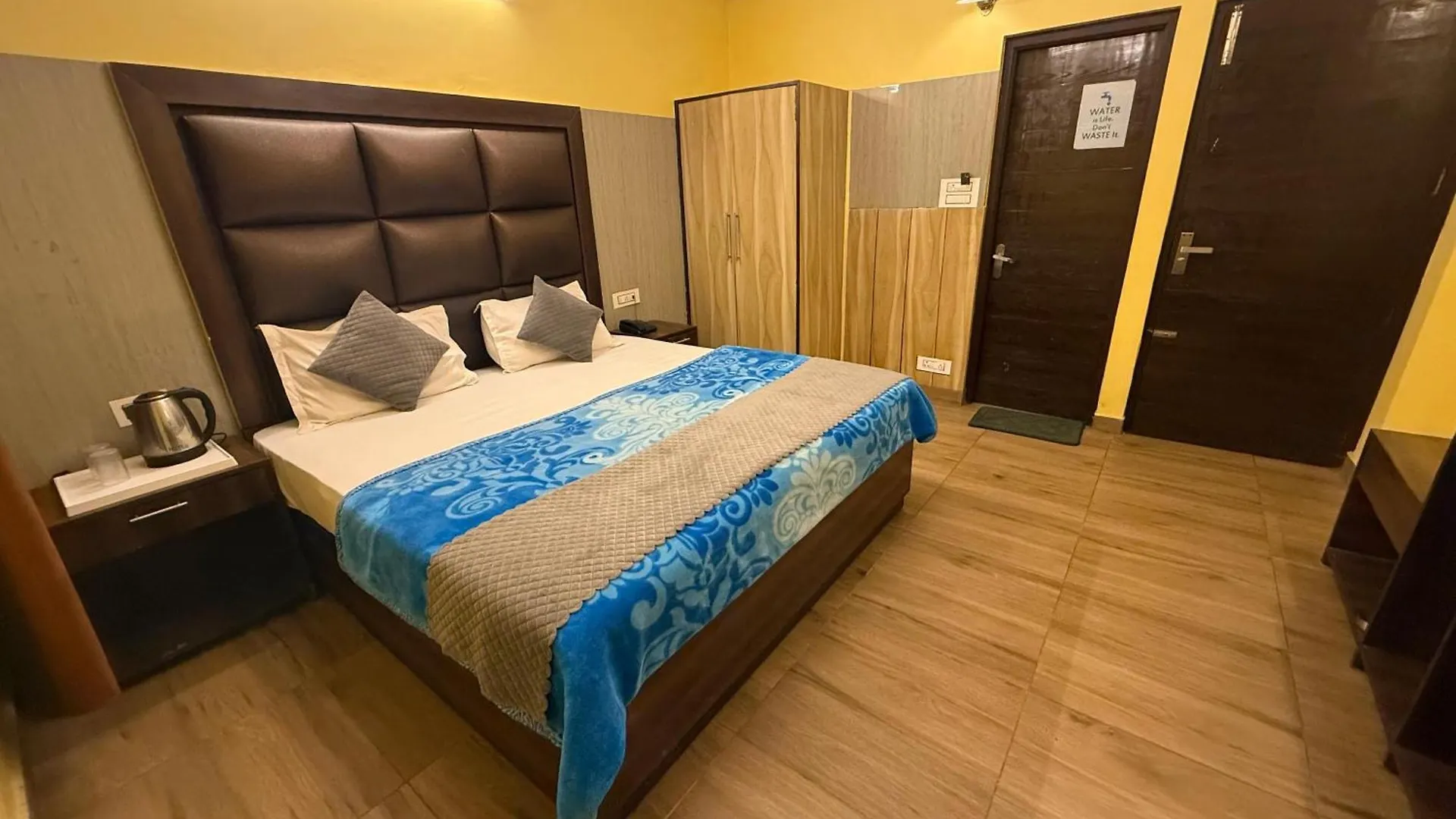 Valley Home Inn Shimla 0*,